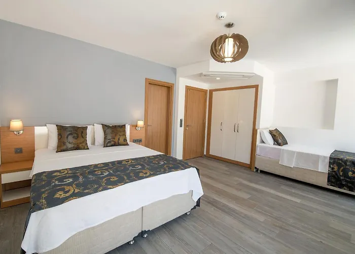 Kasmahal Szálloda 2*